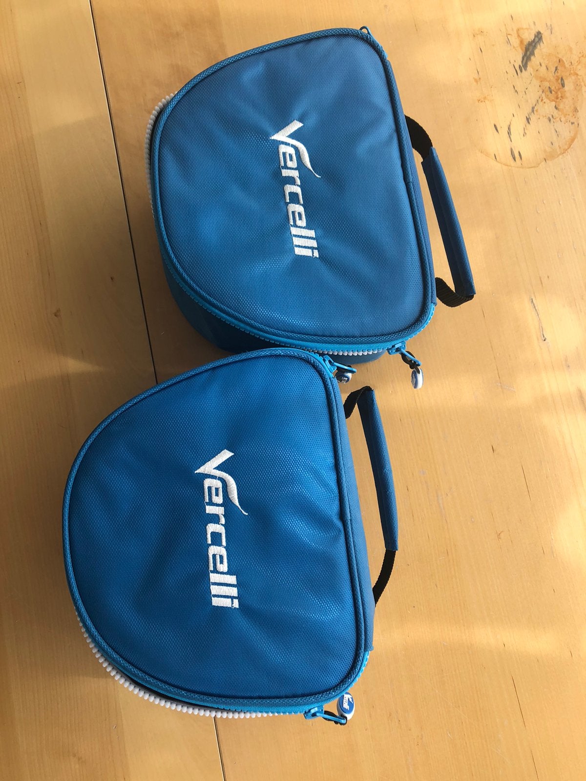 2 nieuwe molen tassen van vercelli , geschikt voor maat 8000, Watersport en Boten, Hengelsport | Zeevissen, Ophalen of Verzenden