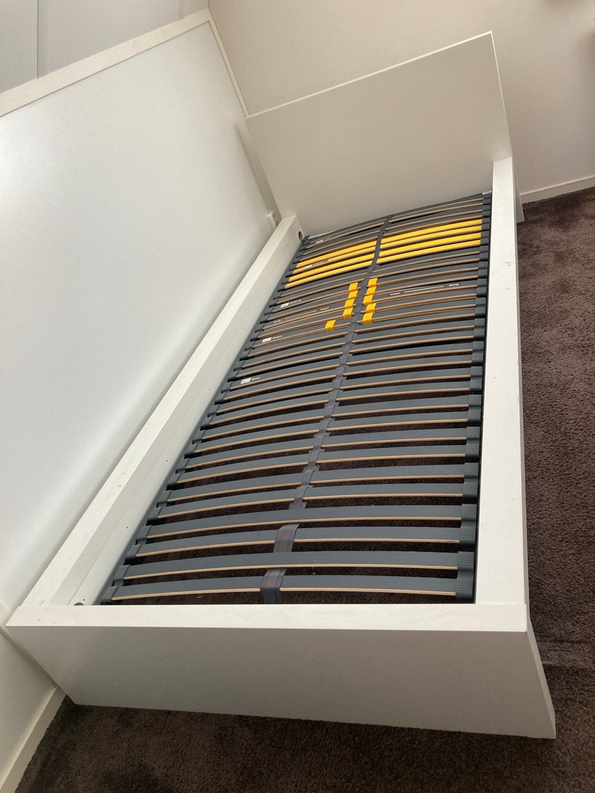 Eenpersoonsbed met lattenbodem (90x220 cm), Ophalen, 90 cm, Eenpersoons, Wit