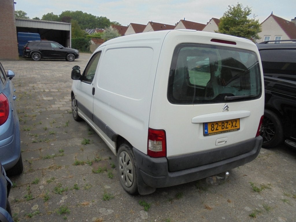 Citroën Berlingo 1.6 HDI 600 First Pr (bj 2006), Auto's, Gebruikt, Zwart, 4 cilinders, Leder en Stof