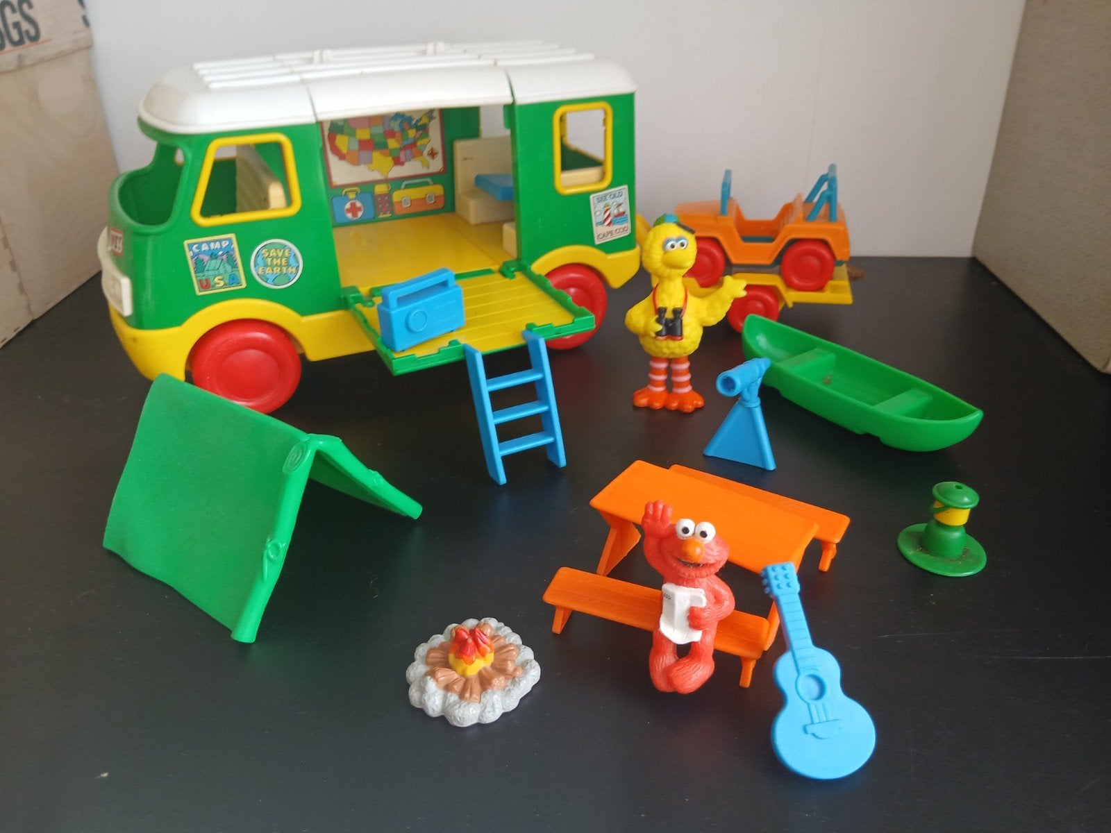 Vintage Sesamstraat Camper Speelset met Figuren en Acc., Verzamelen, Speelgoed, Ophalen of Verzenden, Gebruikt