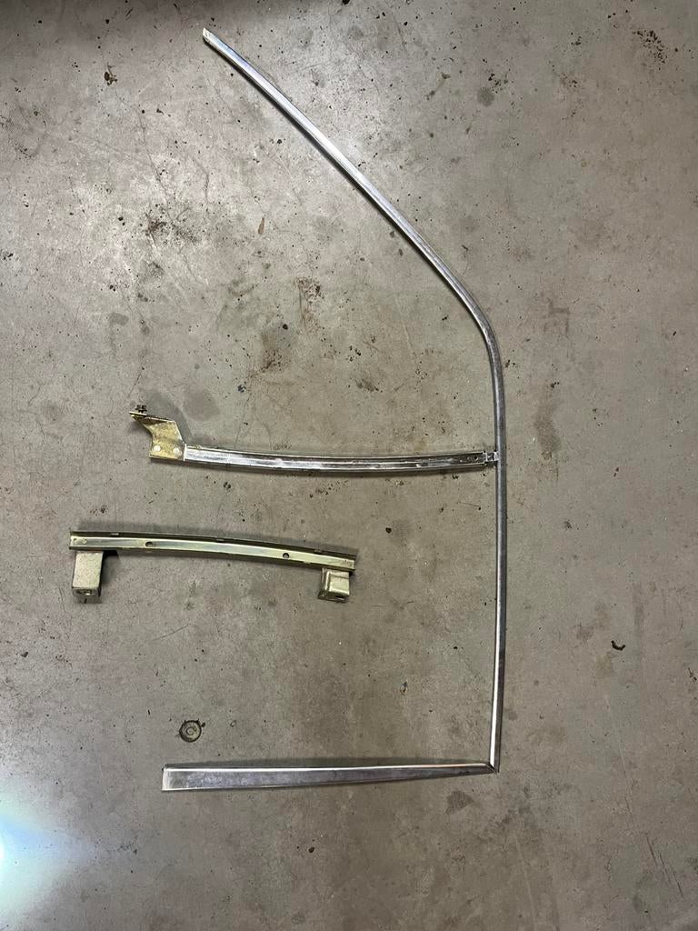 Chrome raam lijsten mercedes w126, Ophalen