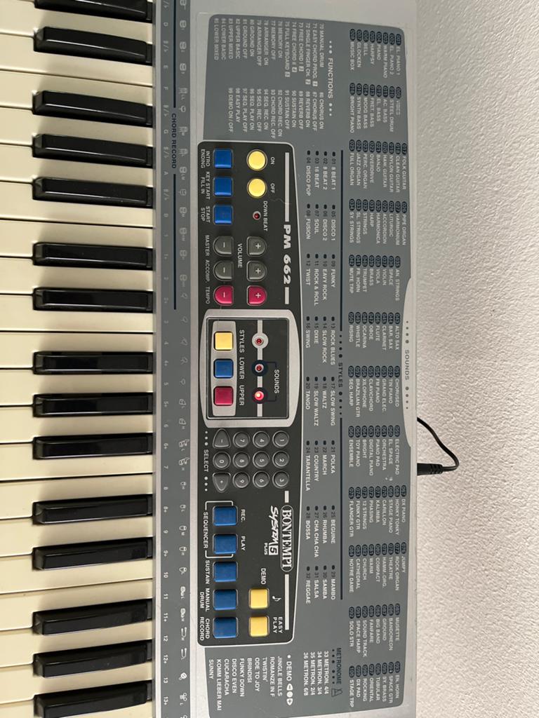 Bontempi PM 662 Keyboard met standaard, Muziek en Instrumenten, Overige merken, Ophalen of Verzenden, Met standaard, 61 toetsen