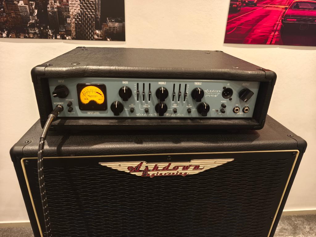 Ashdown ABM-600-EVO-IV bass amp/ ABM-210H & 410H speaker cab, Muziek en Instrumenten, Ophalen, Zo goed als nieuw, Basgitaar, 100 watt of meer