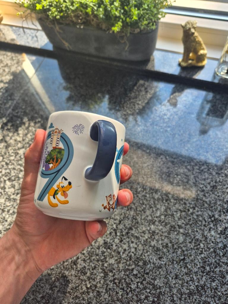 Disney world mok, Verzamelen, Disney, Ophalen, Overige figuren, Zo goed als nieuw, Servies