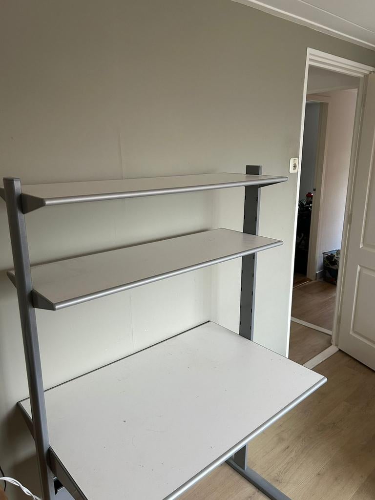 Ikea buro, Ophalen