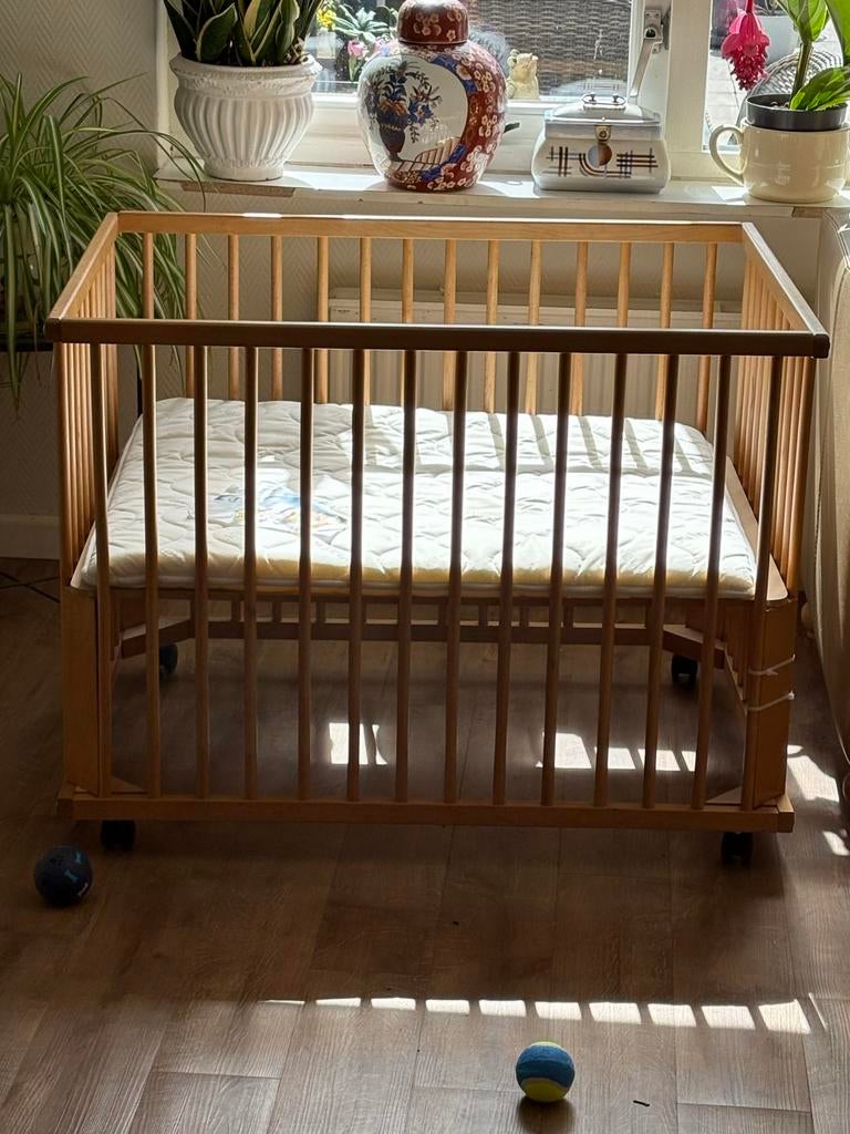 Gratis Box met Matras - Ophalen, Ophalen of Verzenden