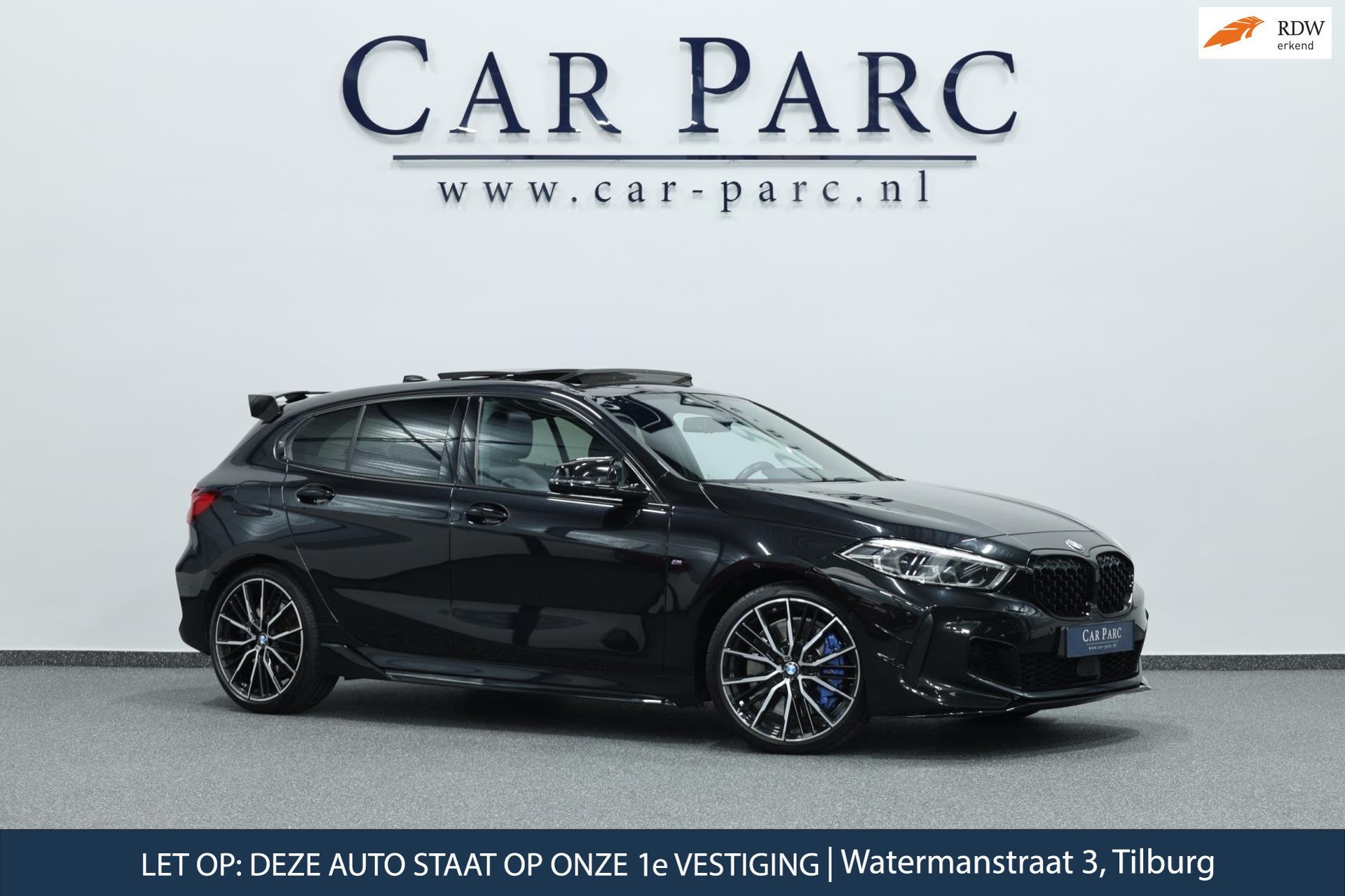 BMW 1-serie M135i xDrive 306+PK M-PERFORMANCE/LED/VIRTUAL/SF, Gebruikt, 4 cilinders, Zwart, Bedrijf