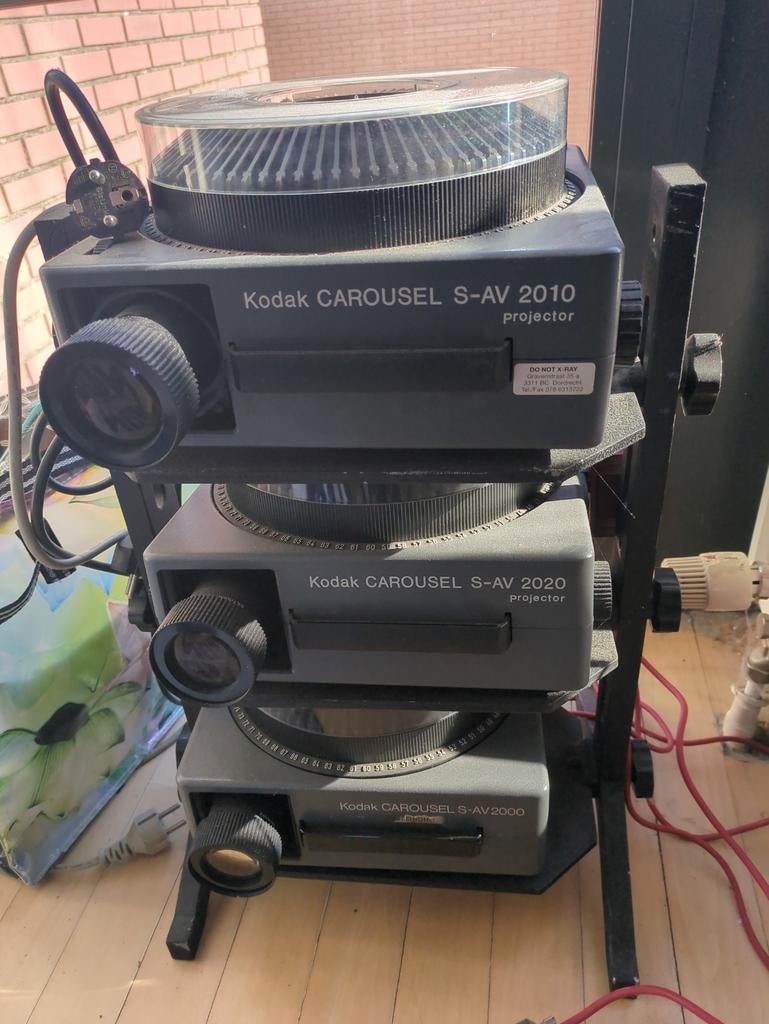 Kodak Carousel S-AV 2010, 2020 & 2000 Projectoren Set, Ophalen of Verzenden, Gebruikt
