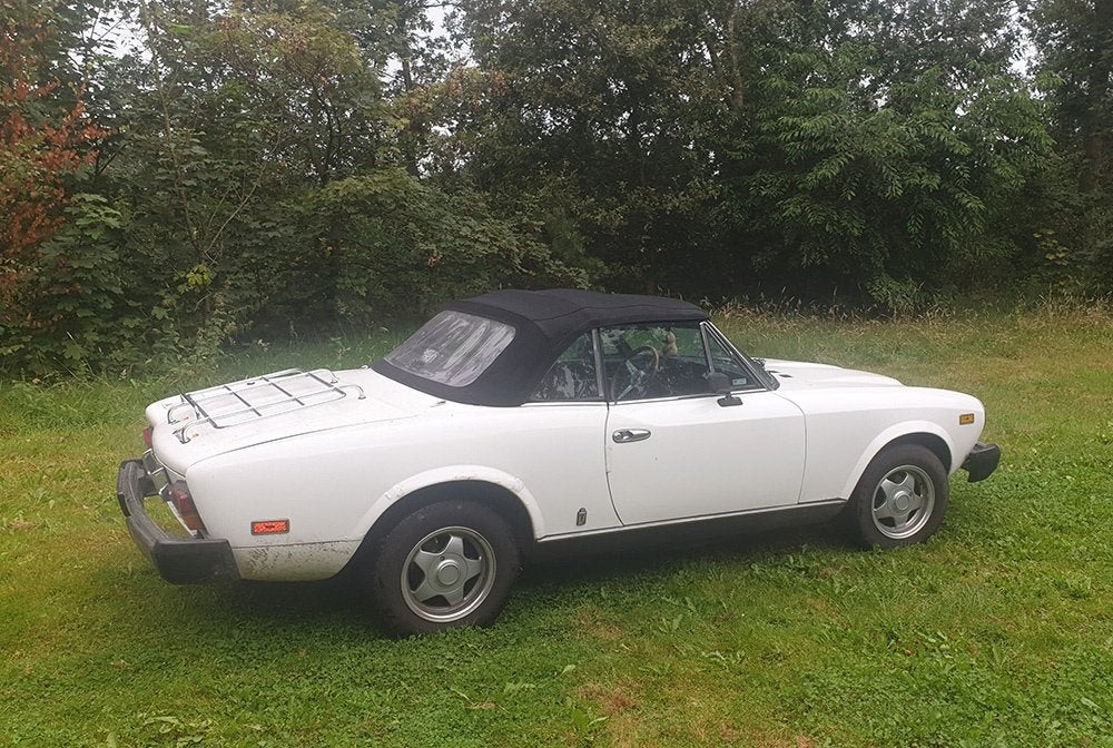Fiat 124 2.0 Spider 1981 Wit, Auto's, Achterwielaandrijving, 1995 cc, 4 cilinders, Cabriolet