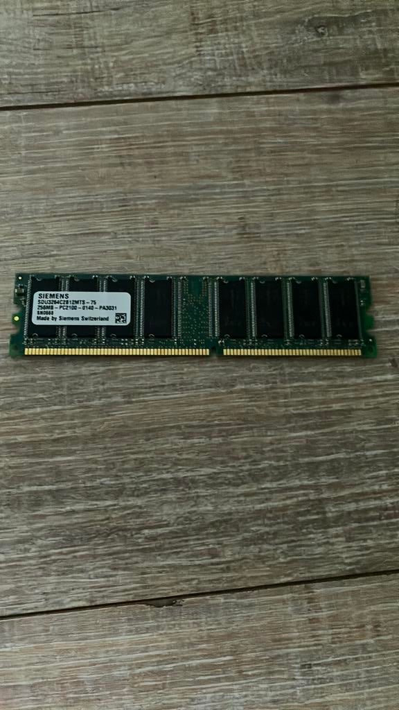 DDR: PC2100 256MB, Computers en Software, RAM geheugen, Ophalen, 1 GB of minder, Desktop, DDR