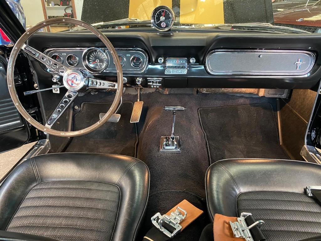 Foto 12 van Ford mustang Fastback 1965 Hertz tribute