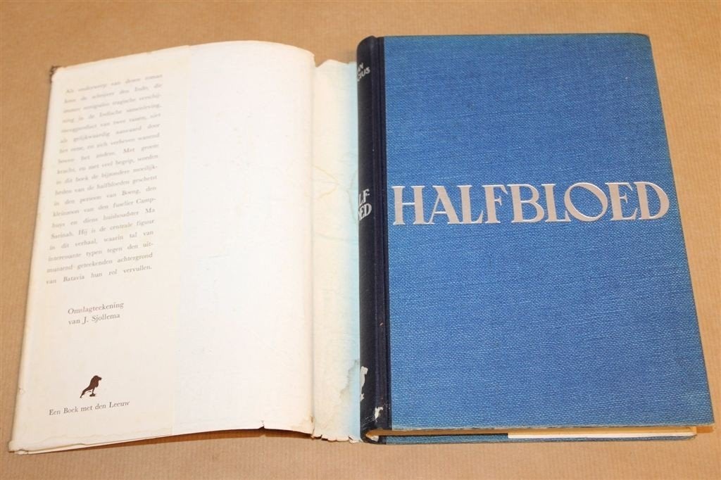 Halfbloed — Roman van Johan Fabricius, 1e Druk 1946, Ophalen of Verzenden, Gelezen