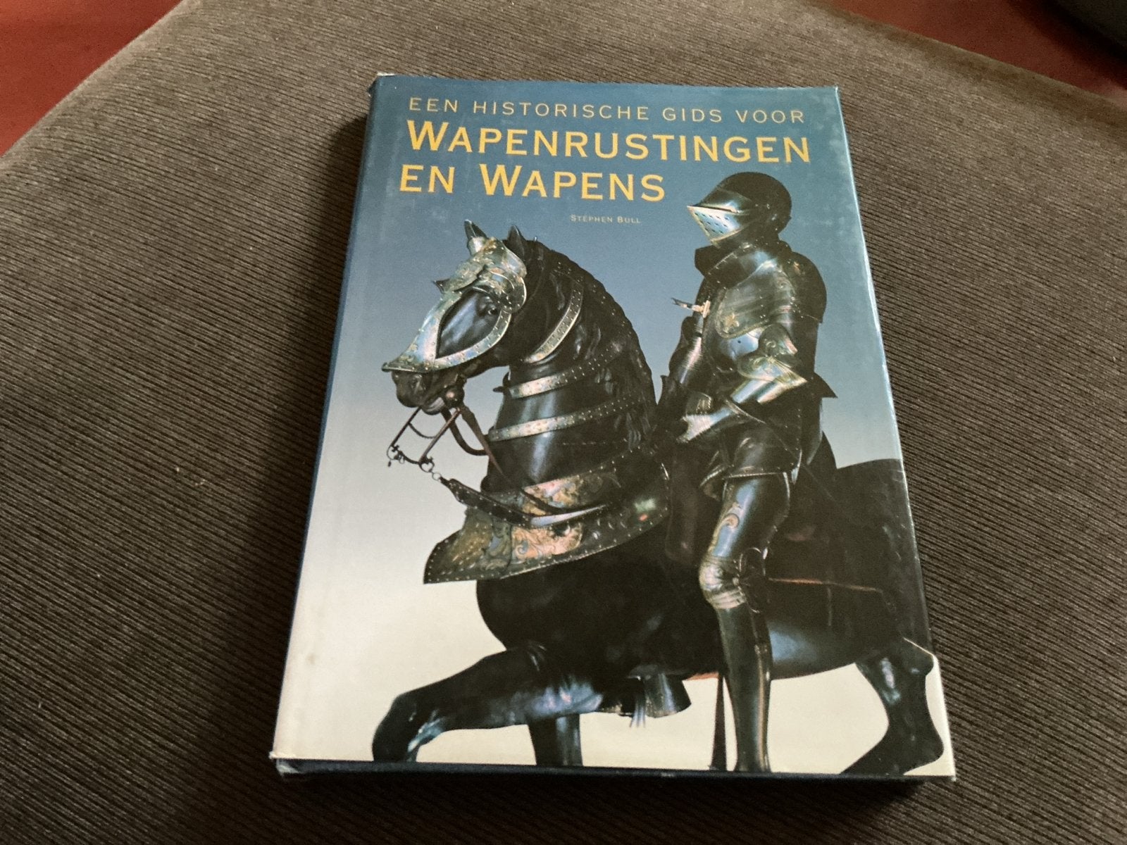 Een Historische Gids voor Wapenrustingen en Wapens, Niet van toepassing, Ophalen of Verzenden, Zo goed als nieuw, Algemeen