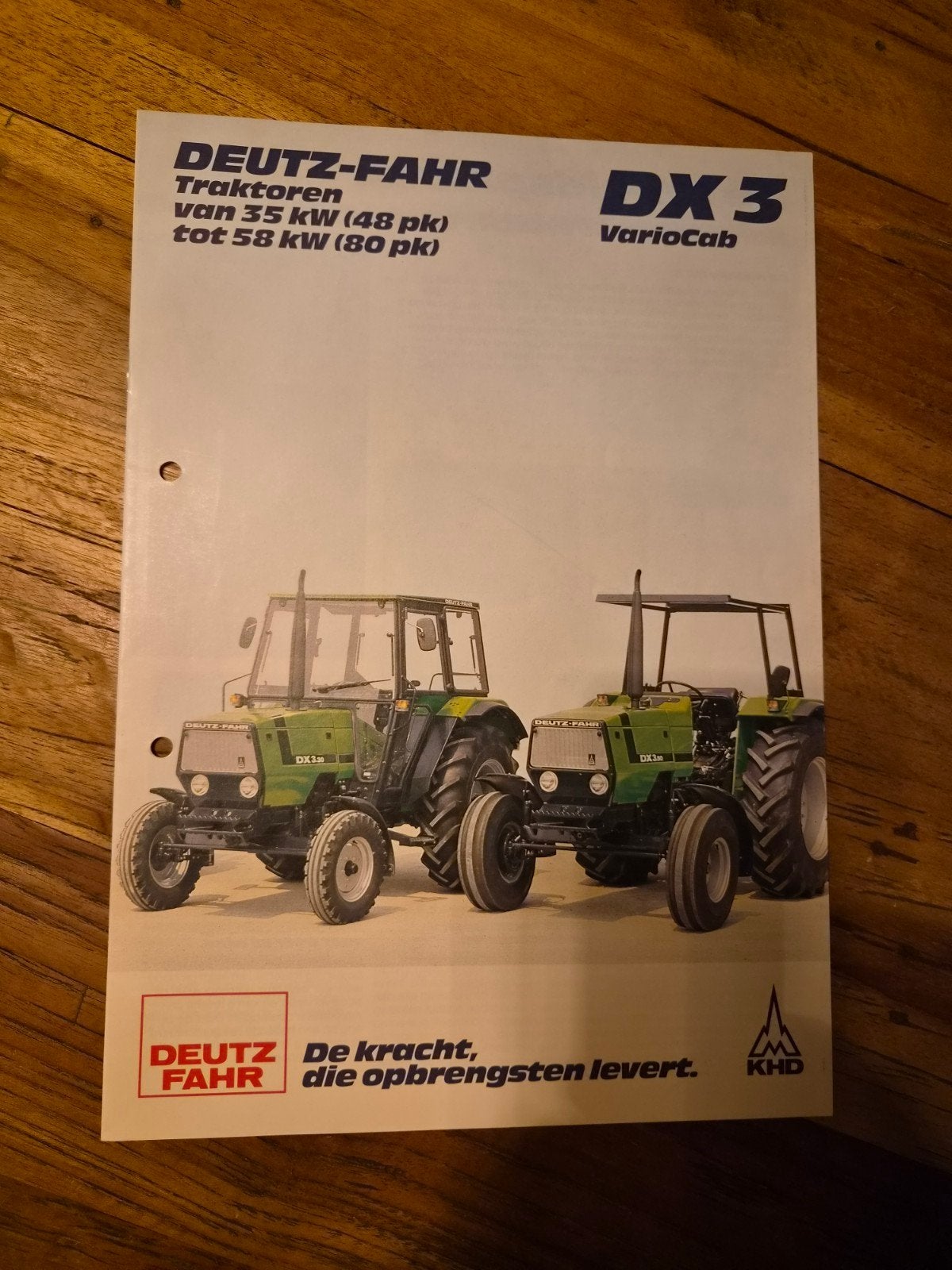 tractor folder Deutz-Fahr DX 3 VarioCab, Boeken, Ophalen of Verzenden