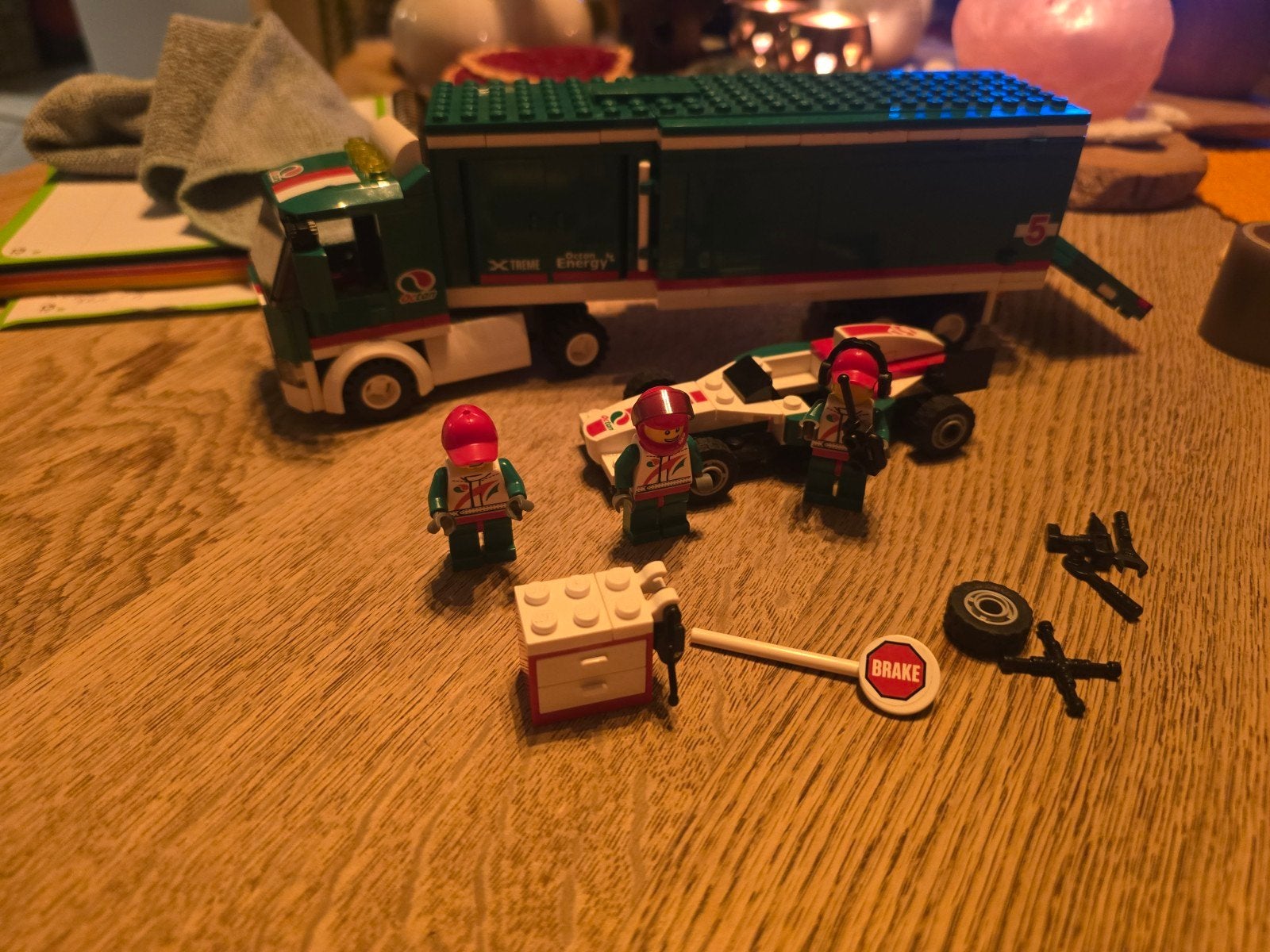 Lego City 60025 Grand Prix Truck met raceauto en figuren, Lego, Ophalen of Verzenden, Inclusief instructies, Complete set