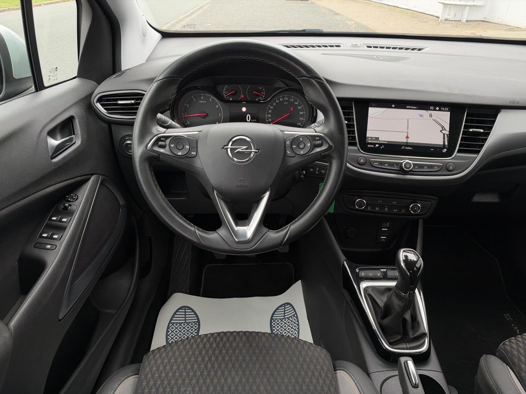 Opel Crossland X 1.2 120 Jaar Edition - NAVI/CARPLAY/LED/NAP, Voorwielaandrijving, 1063 kg, Gebruikt, Euro 6