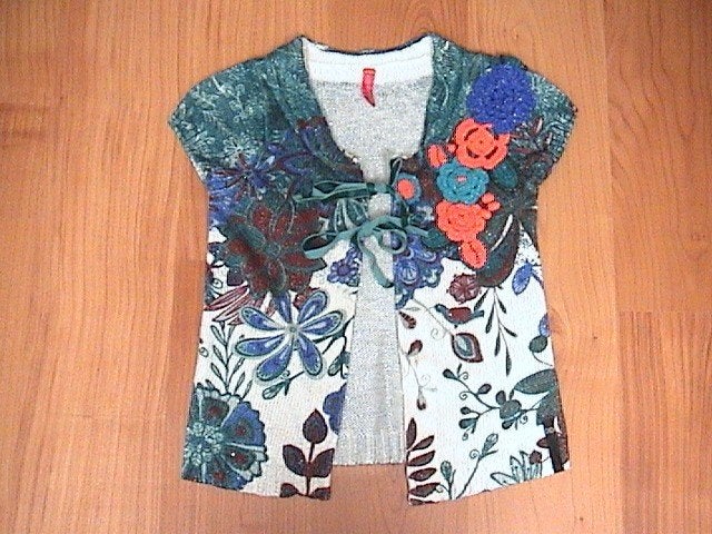 DIDI geweldig leuk vestje met korte mouw met bloemen ZGAN, Meisje, Overhemd of Blouse, Ophalen of Verzenden, Zo goed als nieuw