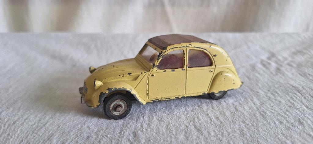 Citroen 2 CV Dinky Toys, Ophalen of Verzenden, Gebruikt, Auto, Dinky Toys