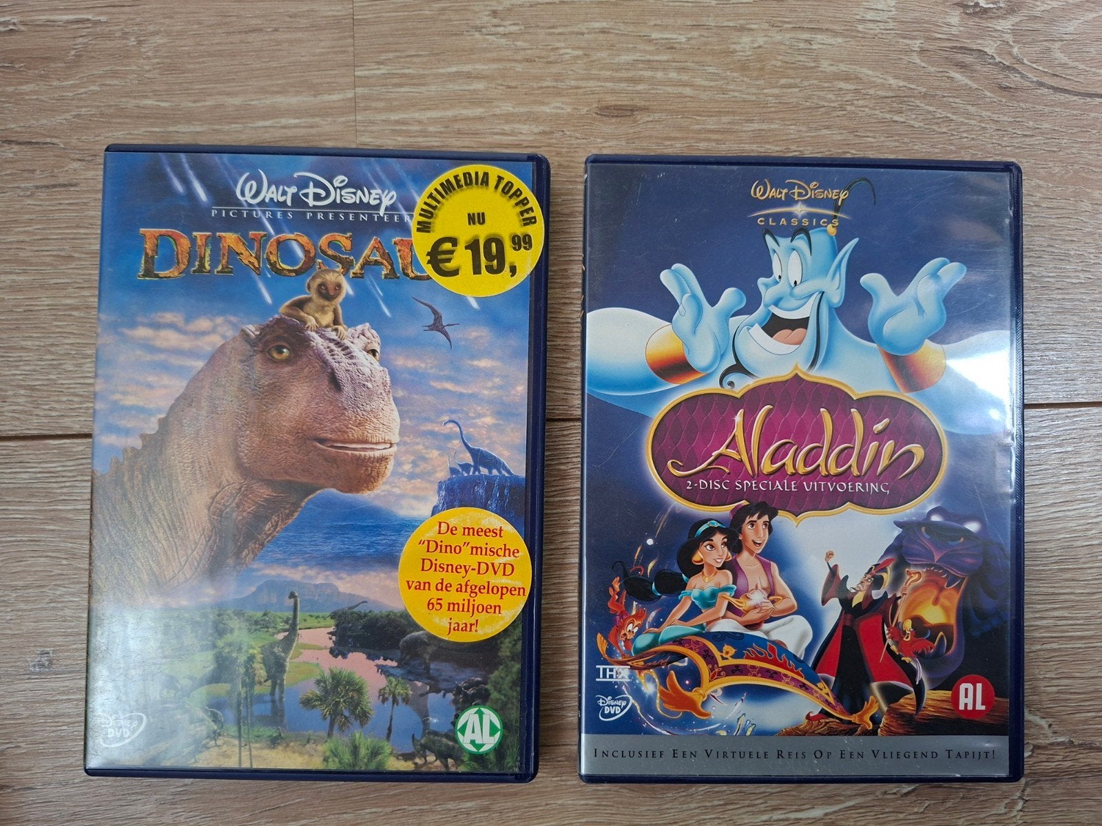 Disney dvd's Dinosaur en Alladin samen 5 euro, Alle leeftijden, Ophalen of Verzenden, Gebruikt, Amerikaans