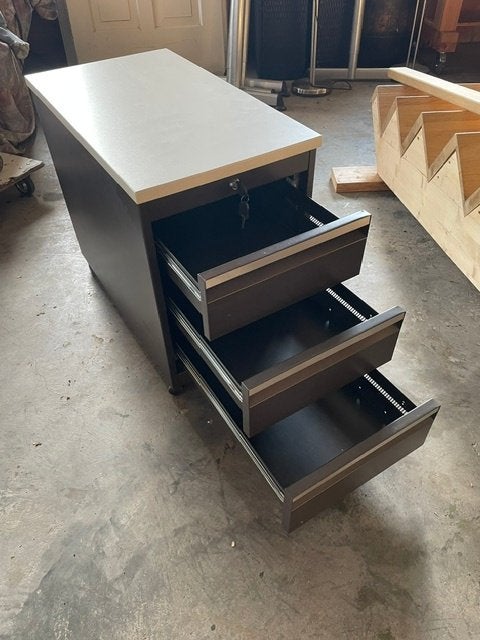 bureau kastje, Huis en Inrichting, Kasten | Ladekasten, Zo goed als nieuw, 3 of 4 laden, Minder dan 100 cm, Metaal