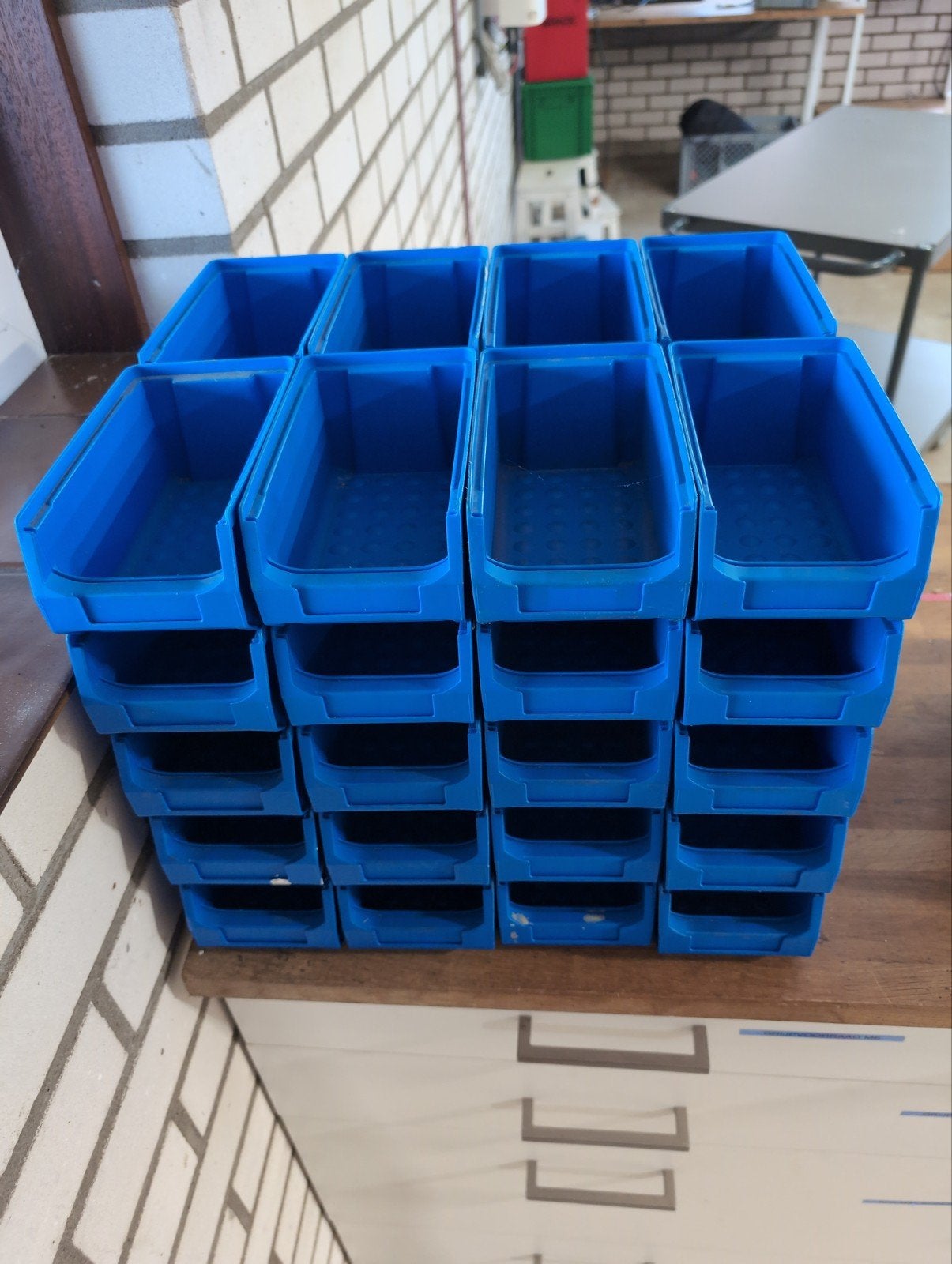 Diverse partij magazijnbakken / sorteerbakken, Gebruikt, Minder dan 50 cm, Ophalen of Verzenden, Minder dan 40 cm