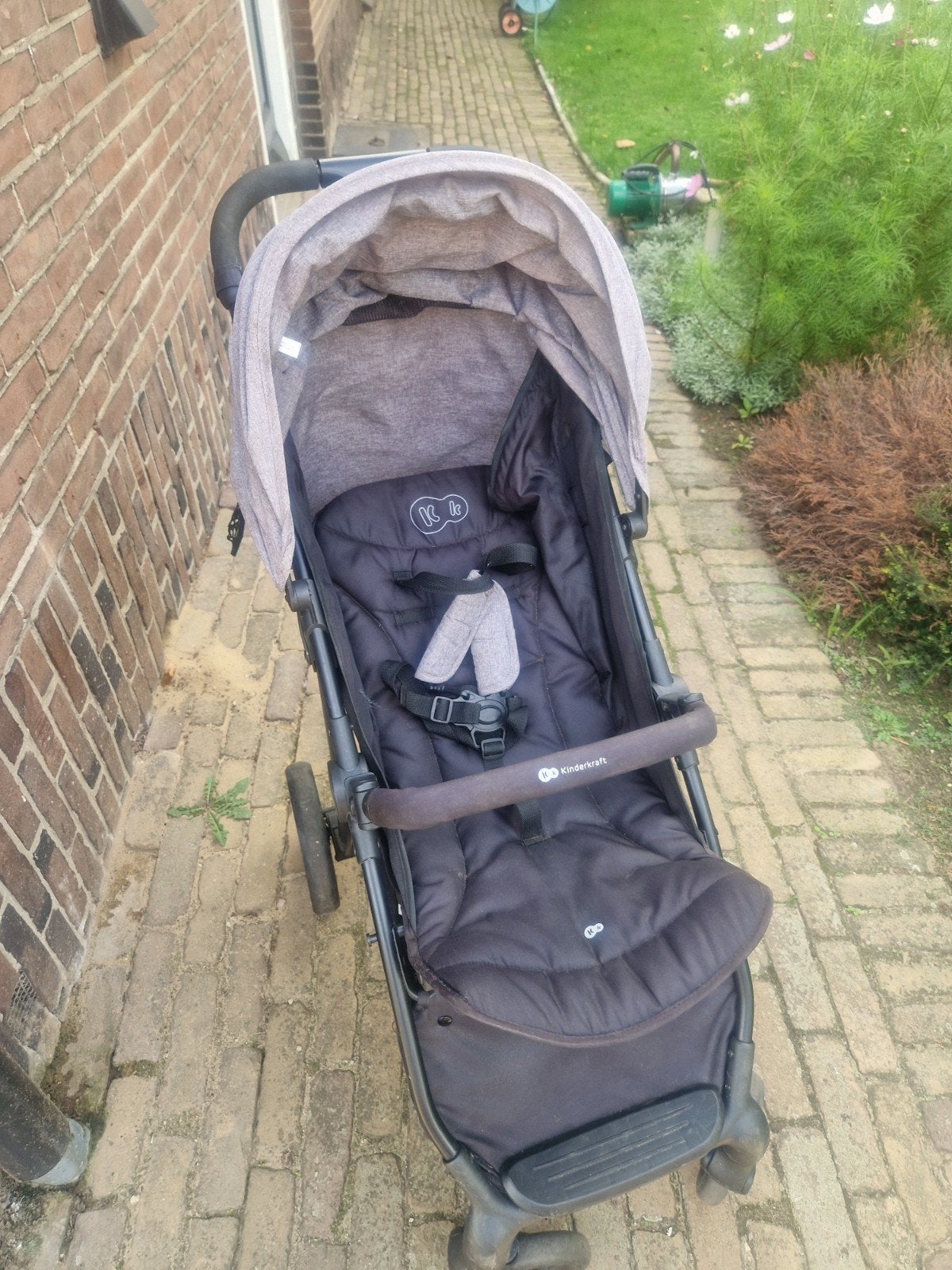 Zwart grijze kap, Kinderen en Baby's, Ophalen, Gebruikt