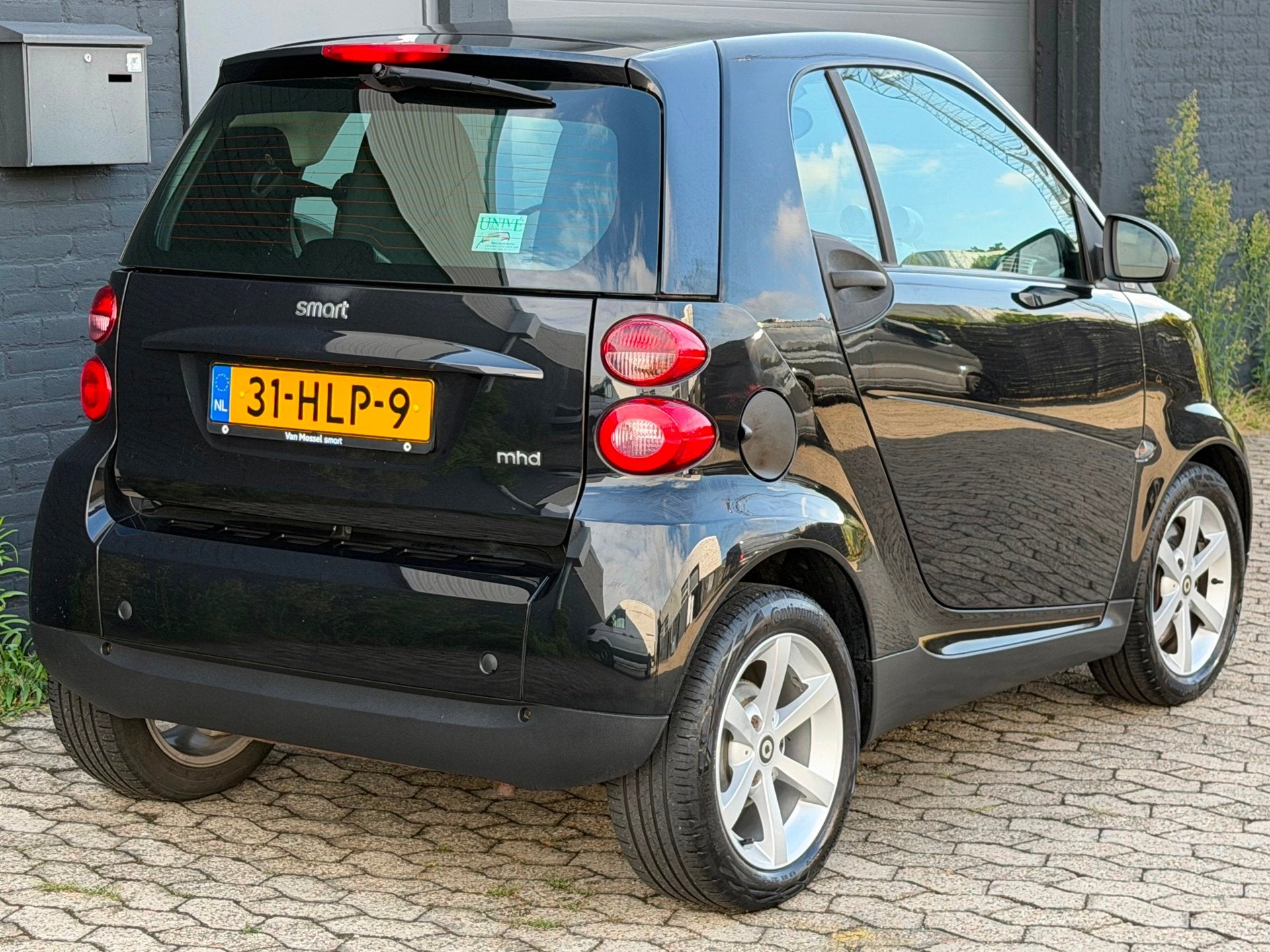 Smart Fortwo coupé 1.0 mhd Pulse PANO TOERENTELLER, Auto's, Smart, Automaat, Gebruikt, Zwart, 18 €/maand