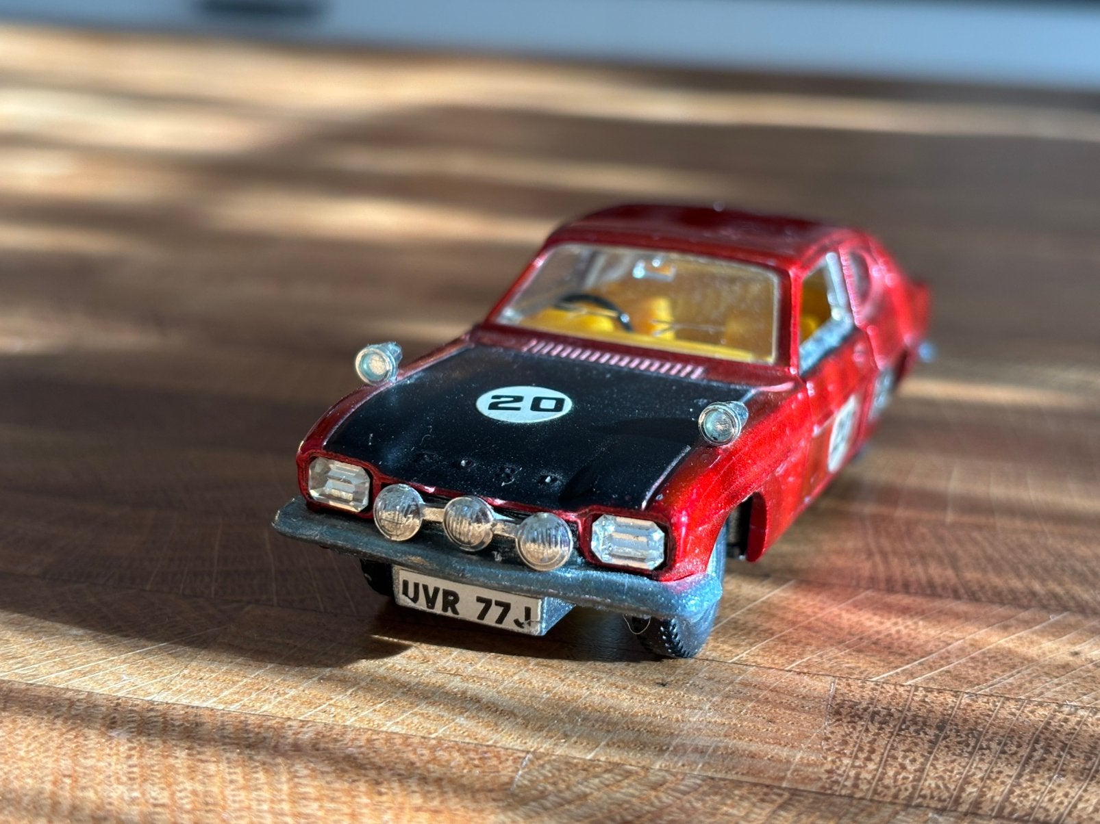 Dinky Toys 213 - Ford Capri Rally Car Metallic Rood Vintage, Ophalen of Verzenden, Zo goed als nieuw, Auto