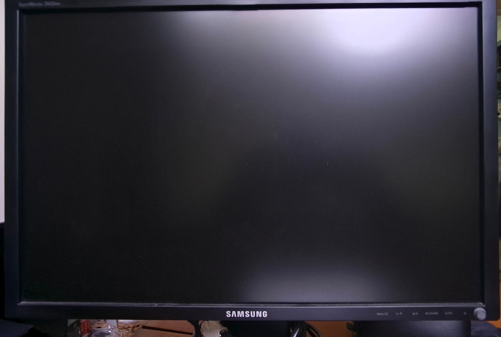 Samsung SyncMaster 2433BW monitor - Zo goed als nieuw, Computers en Software, Ophalen, In hoogte verstelbaar, Full HD, Zo goed als nieuw