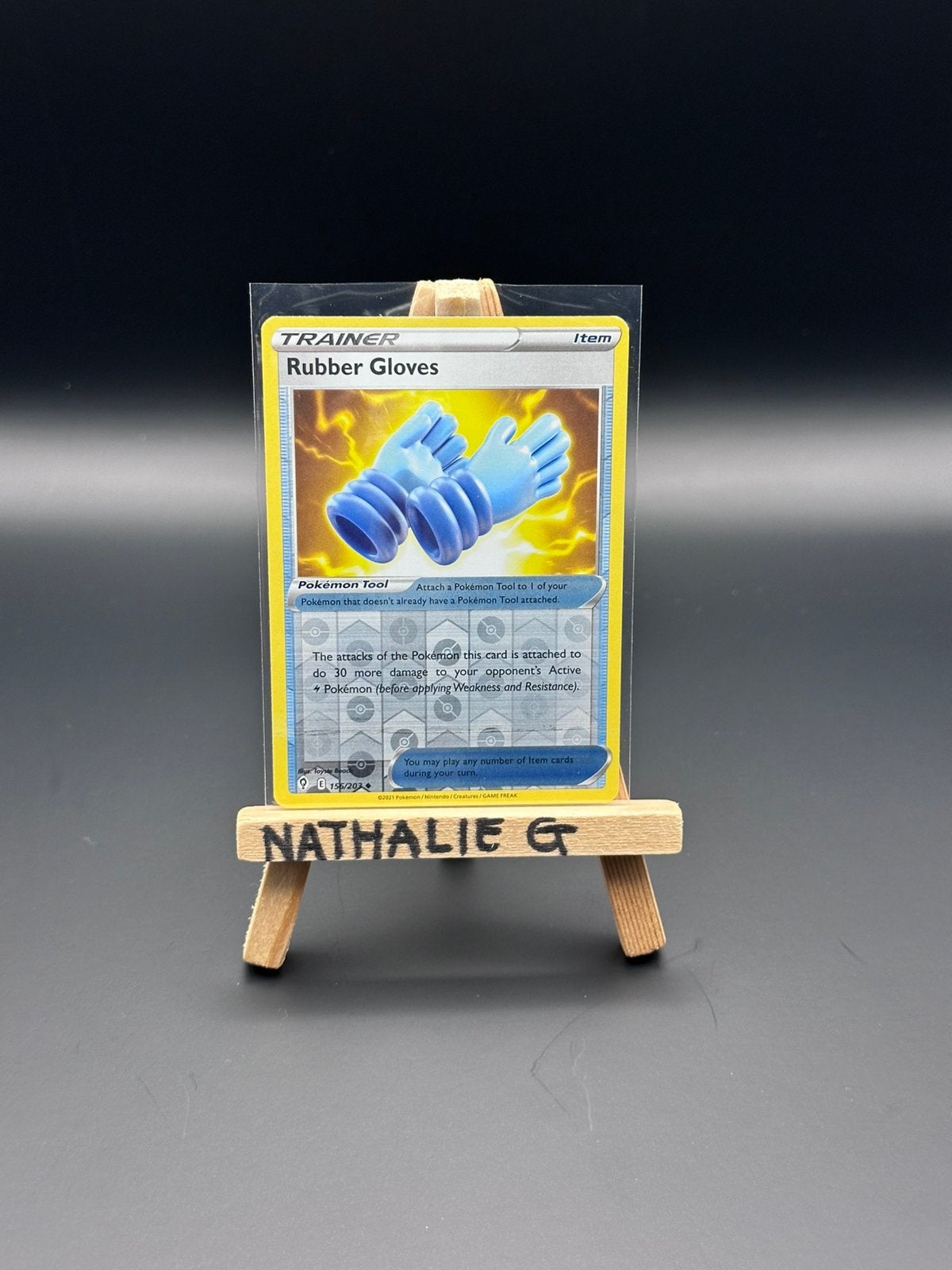 Rubber Gloves reverse 156/203 Pokemon Evolving Skies, Ophalen of Verzenden, Nieuw, Losse kaart