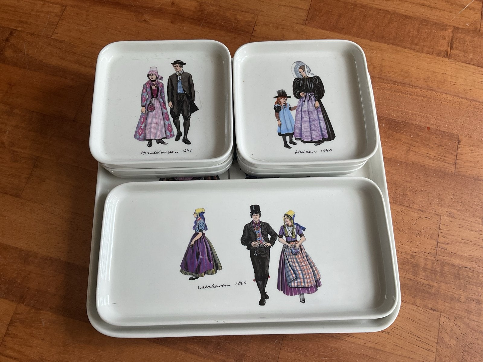 Villeroy & Boch klederdracht gebakstel, Ophalen of Verzenden