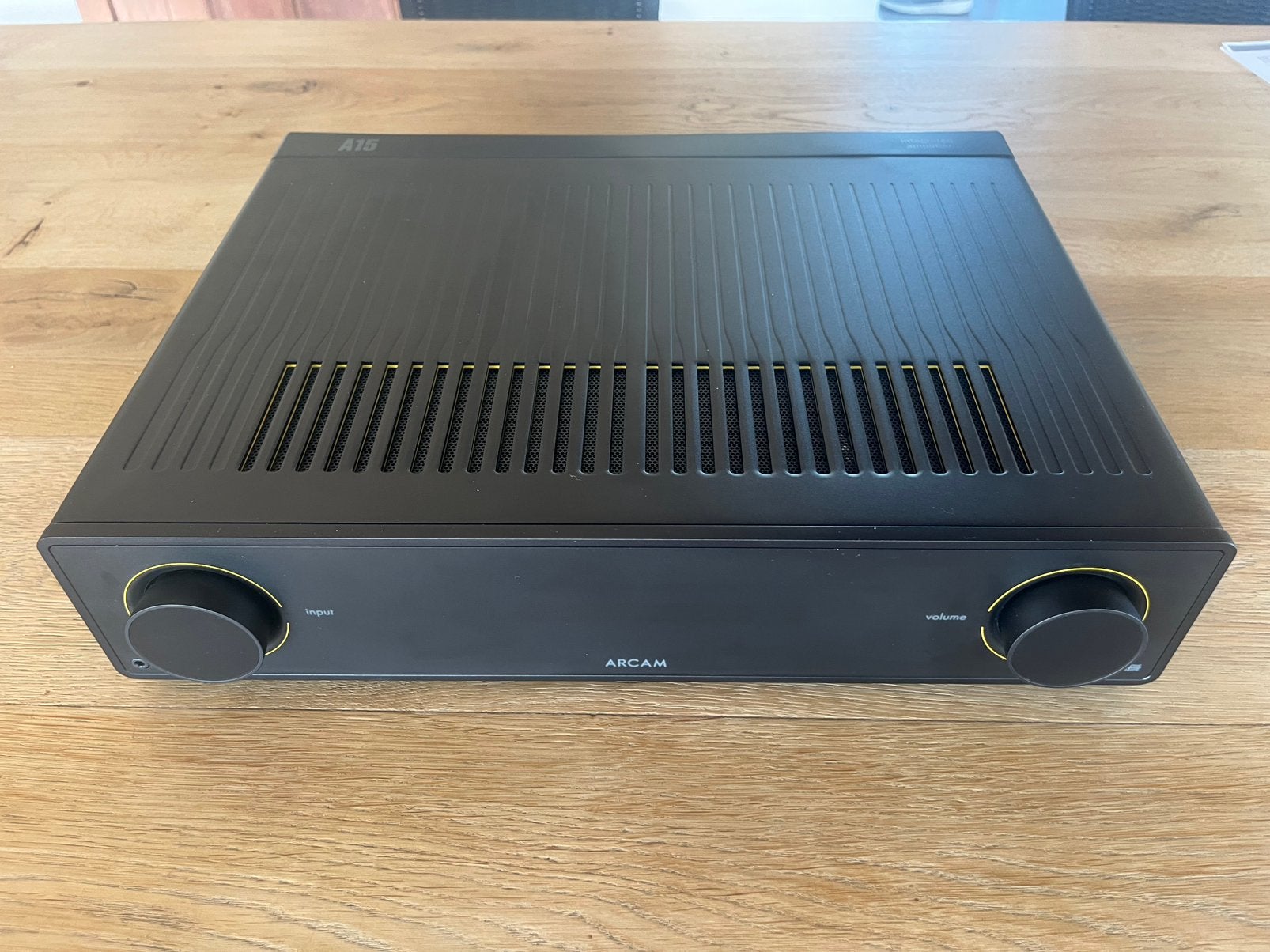 Arcam Radia A15 versterker, nieuw.