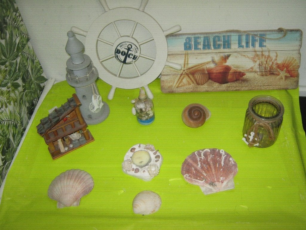 ZEE DECORATIE SPULLEN SAMEN €2! OPBRENGST VOEDSELBANK!, Ophalen, Gebruikt