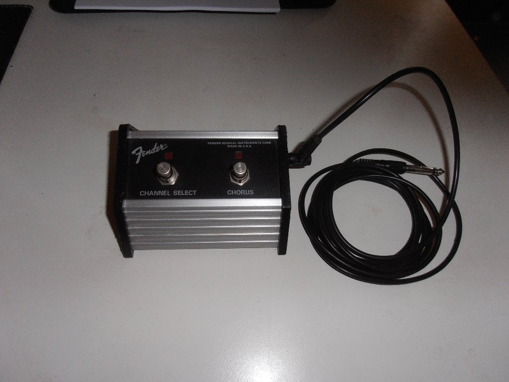 Fender twee knops footswitch, Ophalen of Verzenden, Gebruikt, Chorus