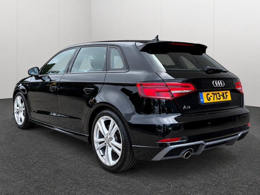 Audi A3 Sportback 30 TFSI Advance Sport S-line Virtual Cockp, Auto's, Gebruikt, Euro 6, Zwart, Origineel Nederlands