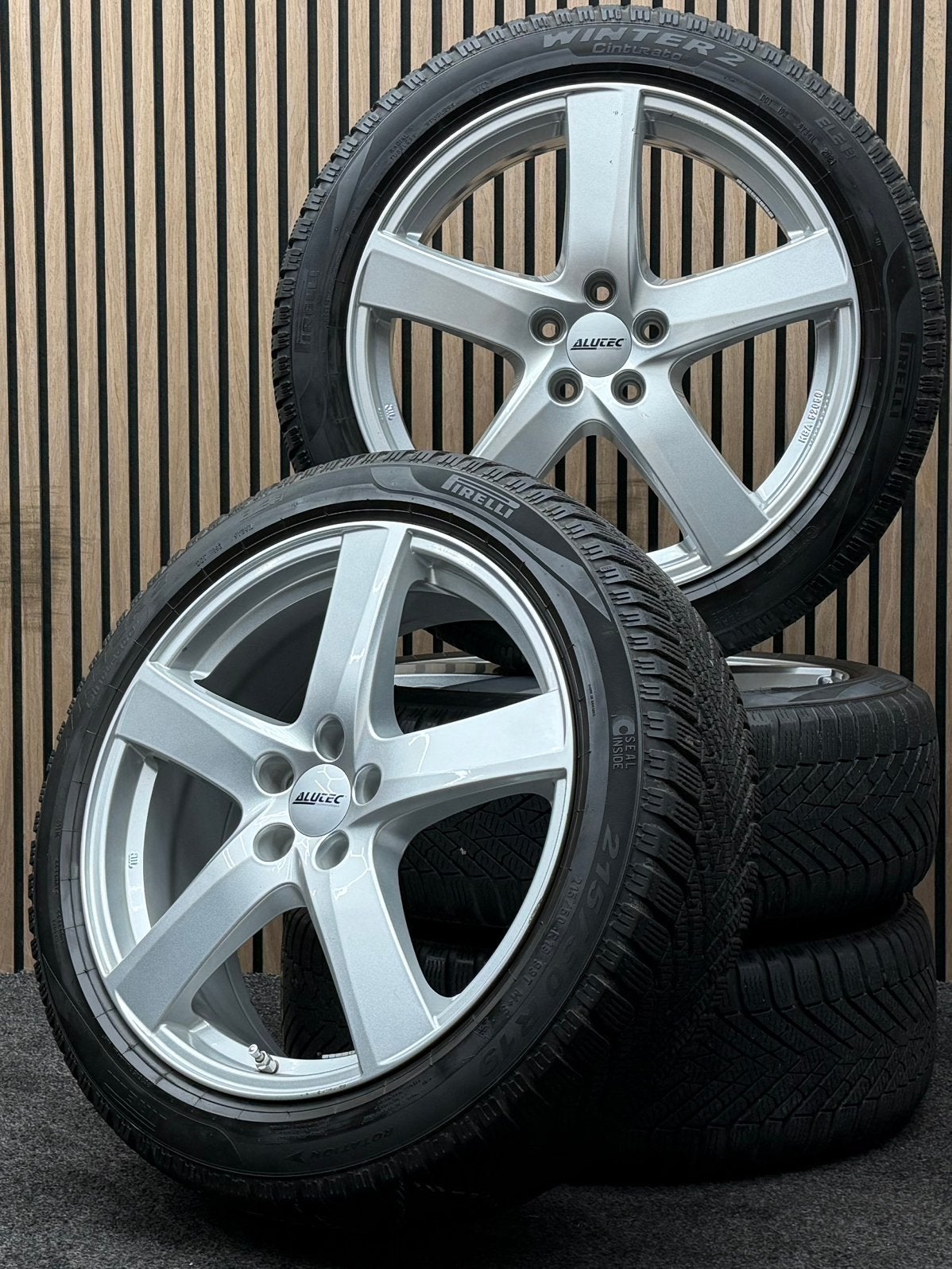19 inch Alutec Freeze - VW ID3 Cupra Born 5x112 ET50 Pirelli, 215 mm, ., Banden en Velgen, Winterbanden