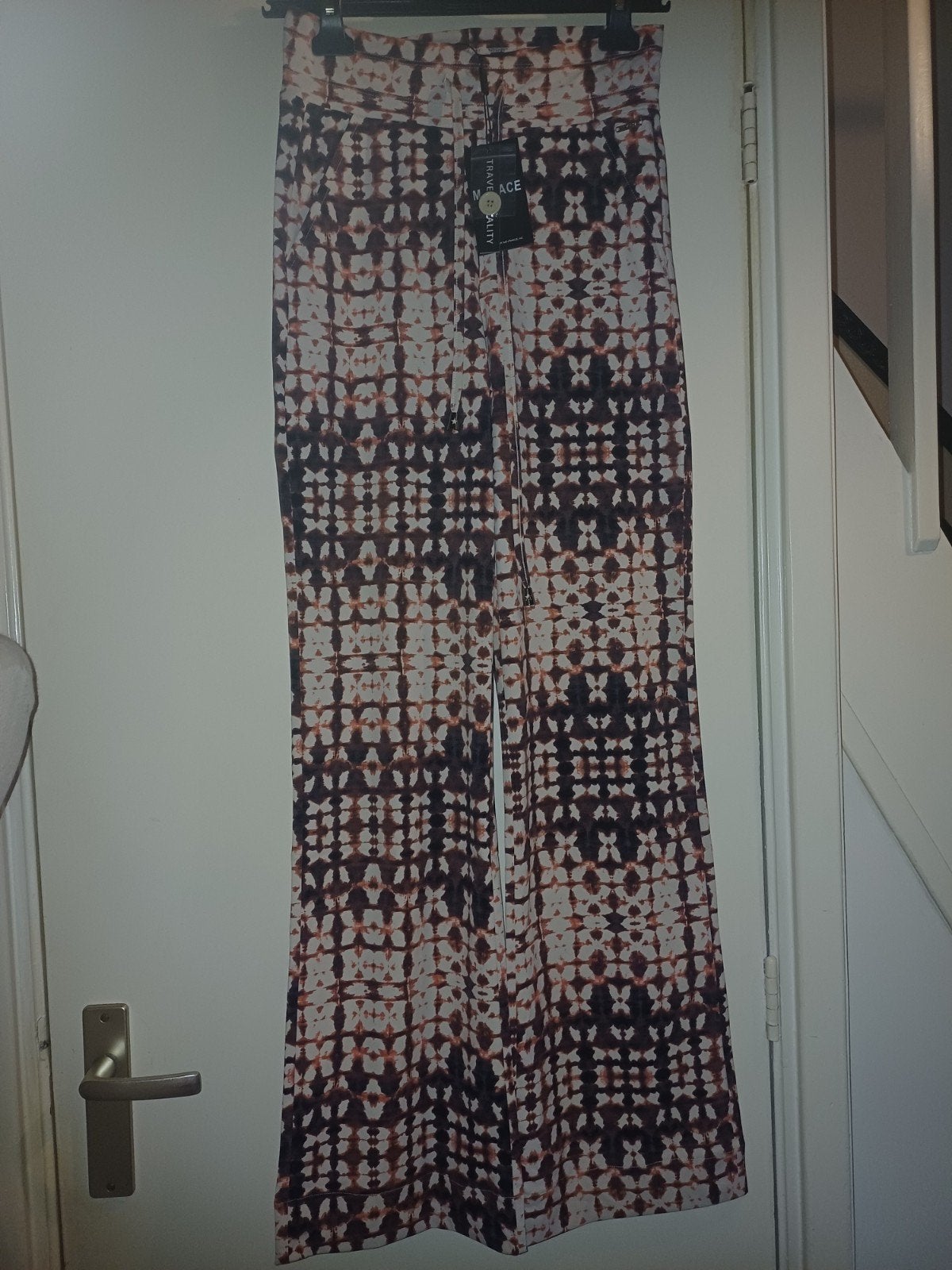 Travelbroek straight leg Grape apple kit batik print, Mp, Mp, Meerkleurig, Nieuw