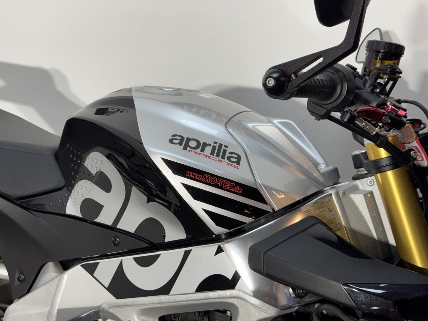 APRILIA TUONO V4 1100 FACTORY (bj 2018), Motoren, Motoren | Aprilia, 2 cilinders, 1077 cc, Bedrijf, Onbekend