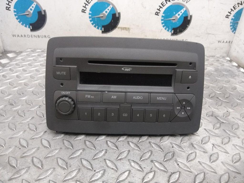 FIAT PANDA 1.2 Emotion  RADIO 2010, Ophalen of Verzenden, Gebruikt, Stiba lid