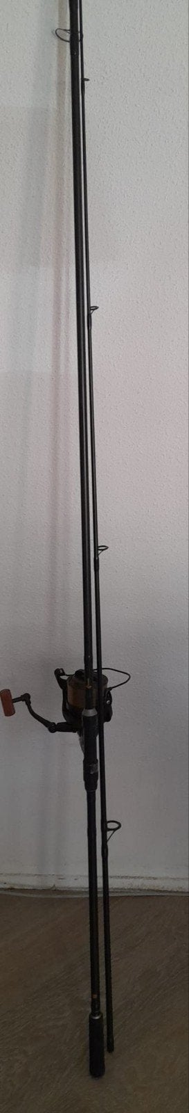 Werpgengel Prologic Cruzade met Sonik Vader X 8000RS Molen, Ophalen, Zo goed als nieuw, Complete hengel