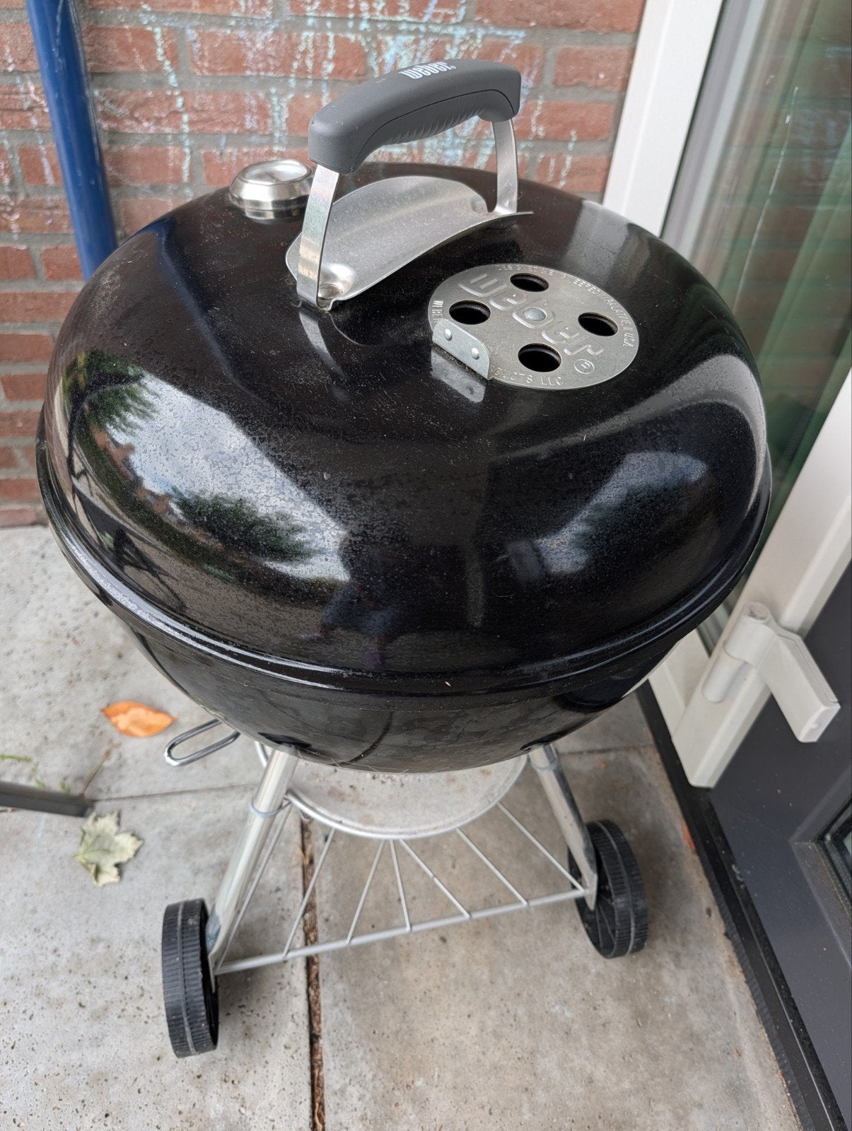 Weber Original Kettle 47 cm houtskoolbarbecue + brandstarter, Ophalen, Gebruikt, Weber, Met accessoires