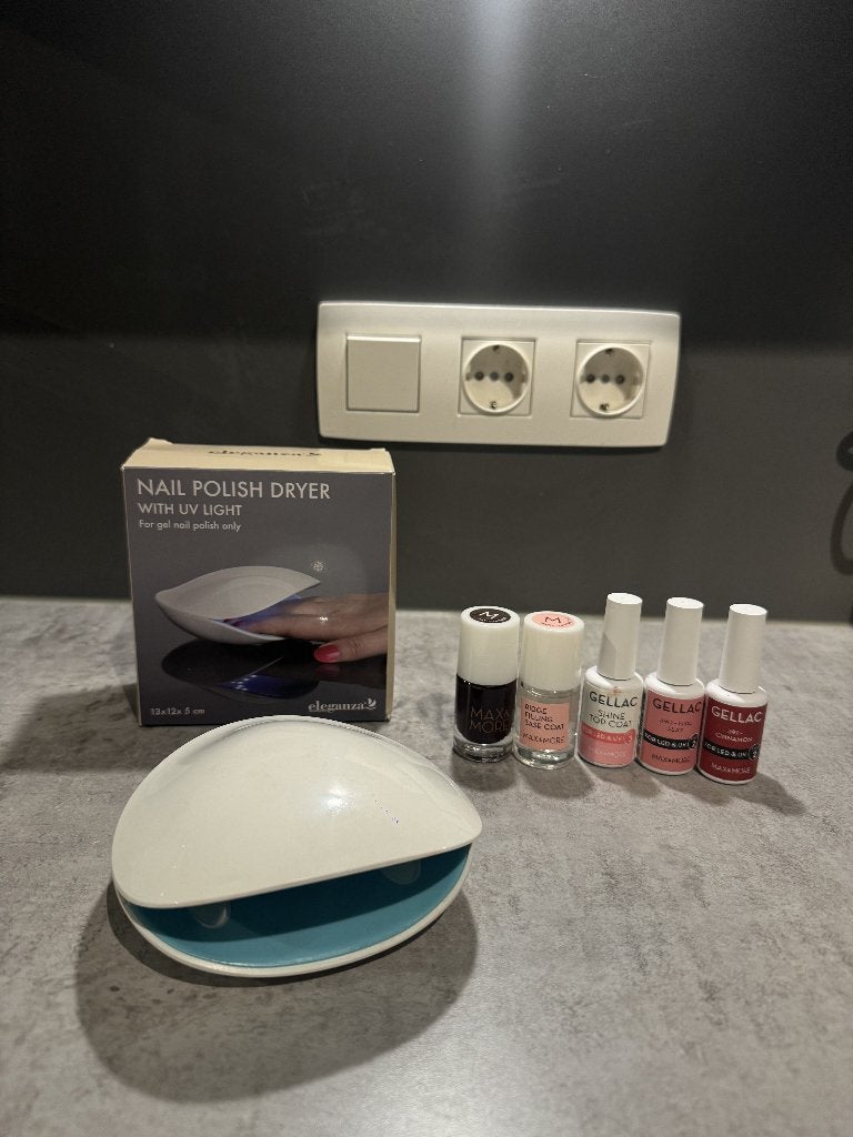 UV Gellac Lamp + Nagellak Set – Dogunzu & Maximore, Wit, Ophalen of Verzenden, Zo goed als nieuw, Handen en Nagels