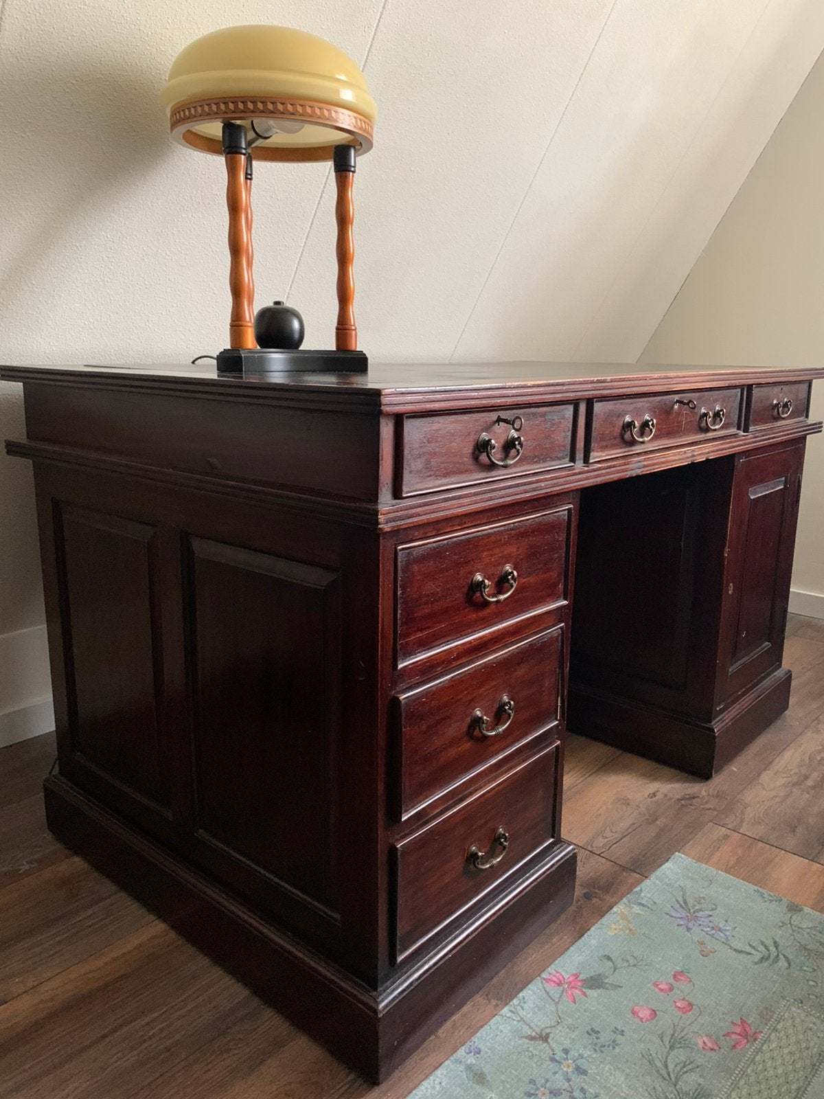 Klassiek Engels bureau van mahoniehout, Ophalen, Gebruikt