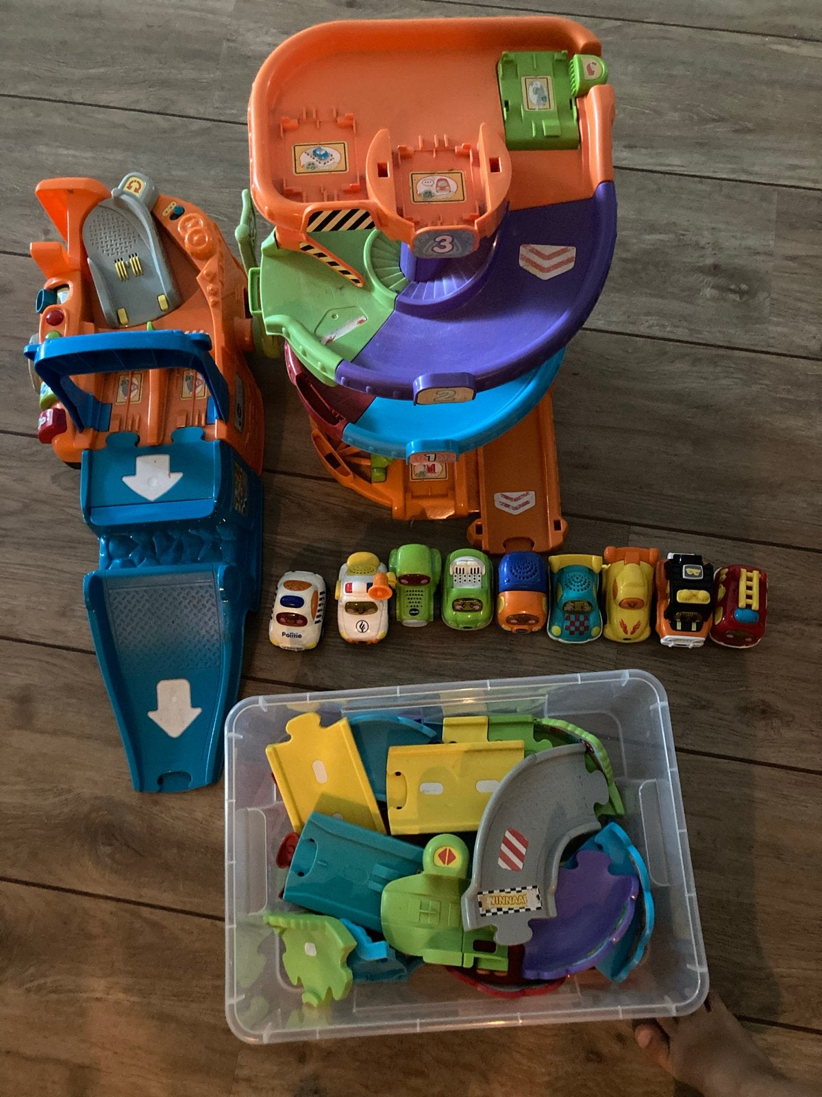 VTech Toet Toet Auto's parkeertoren met extra's, Ophalen, Gebruikt, 2 tot 4 jaar