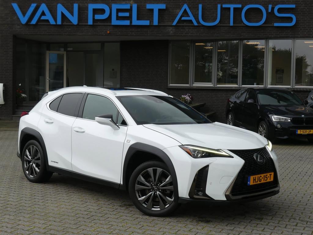 Lexus UX 250h F Sport Line / PANO, Auto's, Gebruikt, 4 cilinders, Alcantara, Wit