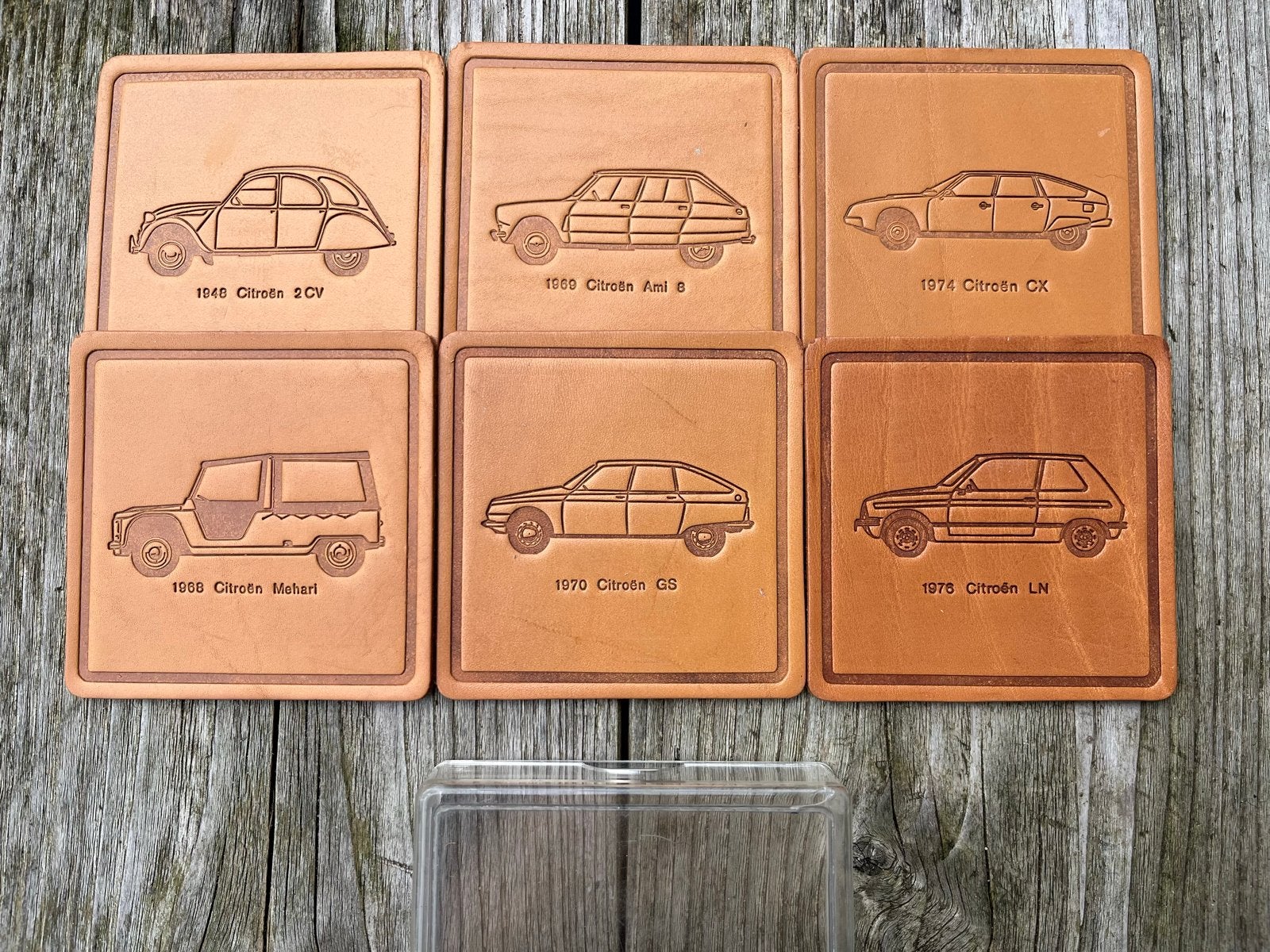 Leren onderzetters Citroën modellen (6 stuks) - Nieuw, Glasonderzetter, Nieuw, Met opbergdoos, Leer