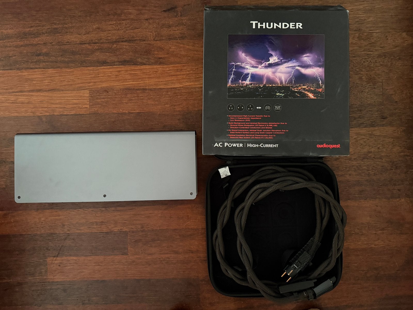 Audioquest niagara 1200 plus audioquest Thunder 2m, Ophalen, Zo goed als nieuw, 2 tot 5 meter, Overige kabels
