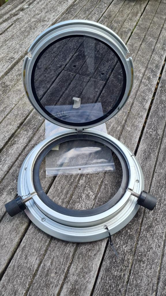 Aluminium patrijspoort 255 mm rond openend niet gebruikt, Watersport en Boten, Ophalen of Verzenden, Zo goed als nieuw, Overige typen