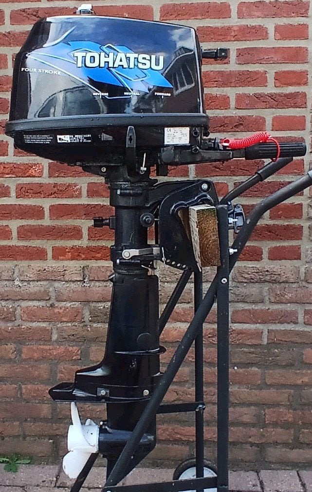 Tohatsu 4pk 4T buitenboord- en fluistermotor of haventrailer, Ophalen, Gebruikt, Beekman, Buitenboordmotor