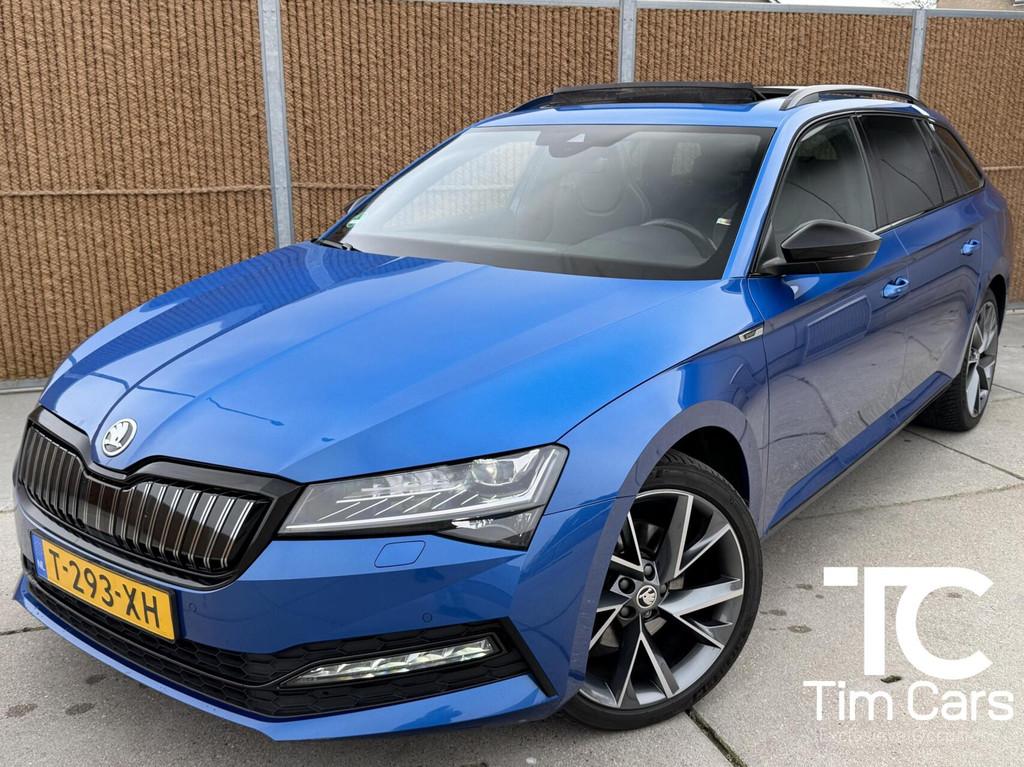 Skoda Superb Combi 1.4 TSI iV Sportline Automaat | Panoramad, Auto's, Skoda, Gebruikt, Euro 6, 4 cilinders, Blauw